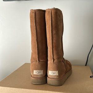Used UGGs